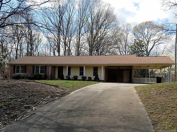 2nd image of 2024 Sprucewood St