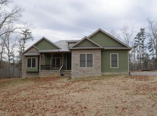 306 Treasure Hill Dr, Smithville, TN 37166