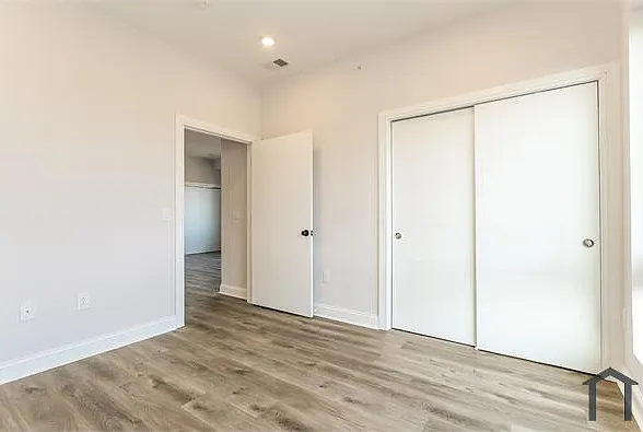 953 Belmont Ave — Photo 15