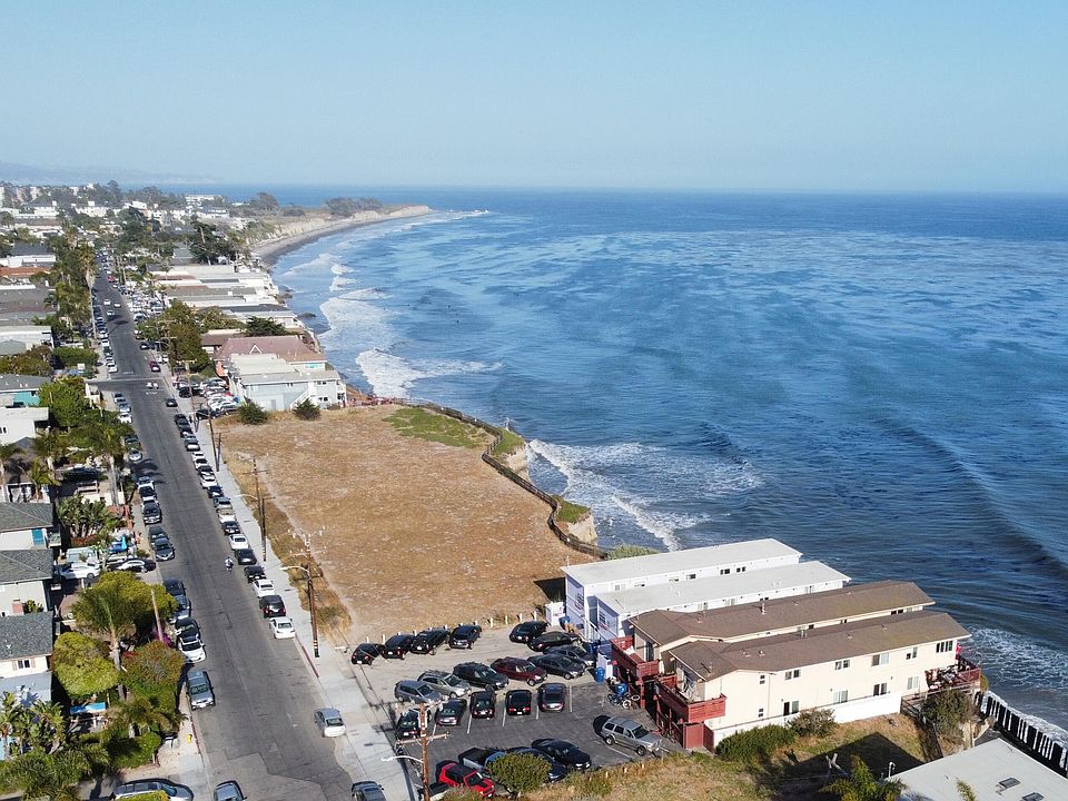 1st image of 6745-6747 Del Playa Dr