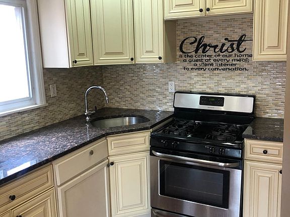 2nd image of 1035 E 231st St #2