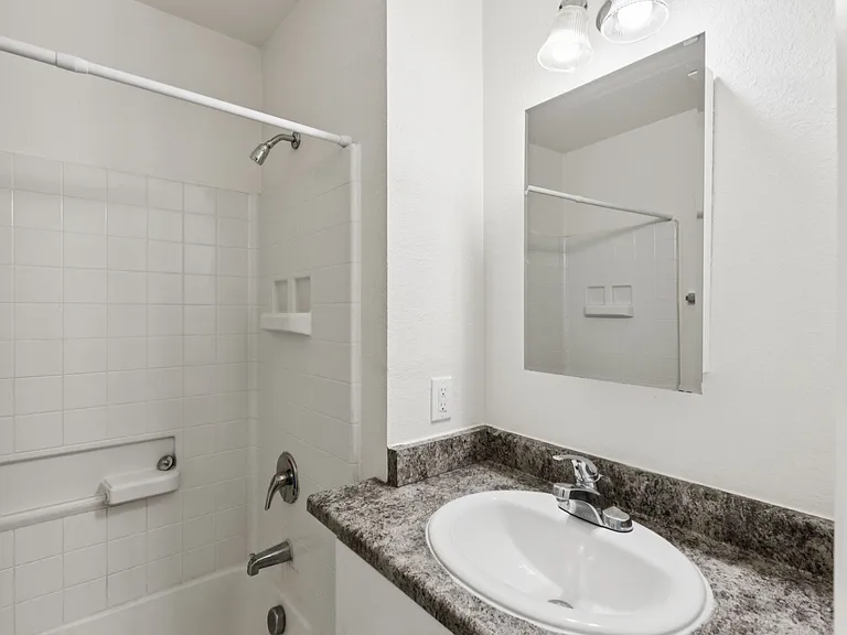 Alta Vista Village — Photo 51