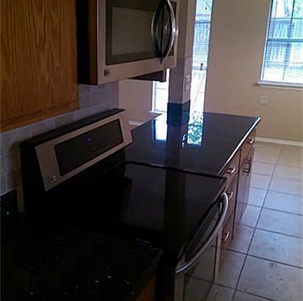 3rd image of 2107 Heritage Colony Dr