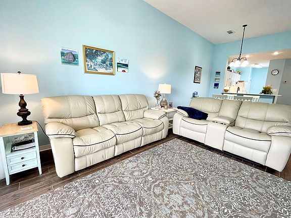 4th image of 3736 Cypress Point Dr APT 304B