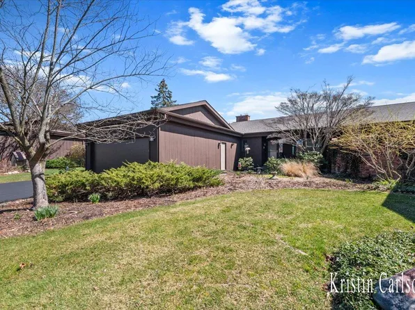 5970 Parview Dr SE #34, Grand Rapids, MI 49546
