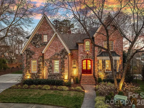 3618 Hennessy Pl, Charlotte, NC 28210