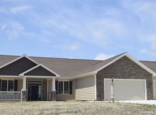13075 Claret Ct, Fort Wayne, IN 46845