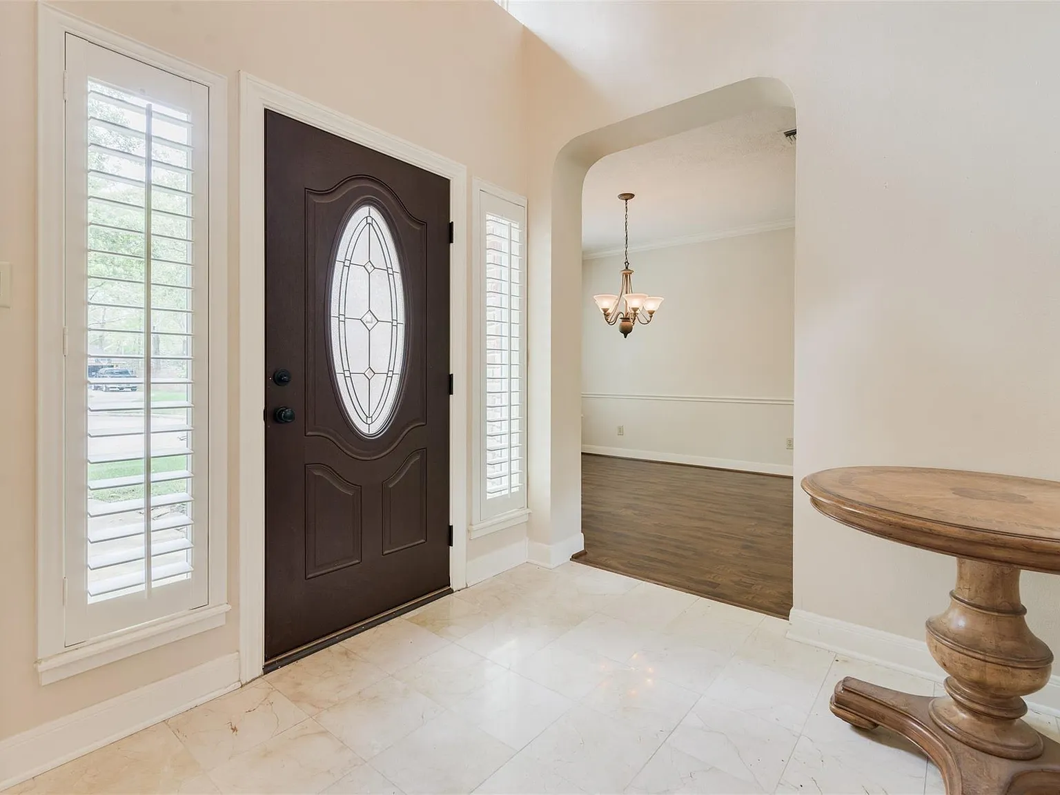 4 bed, 2.5 bath, 3173 sqft, $3,200 — Photo 4
