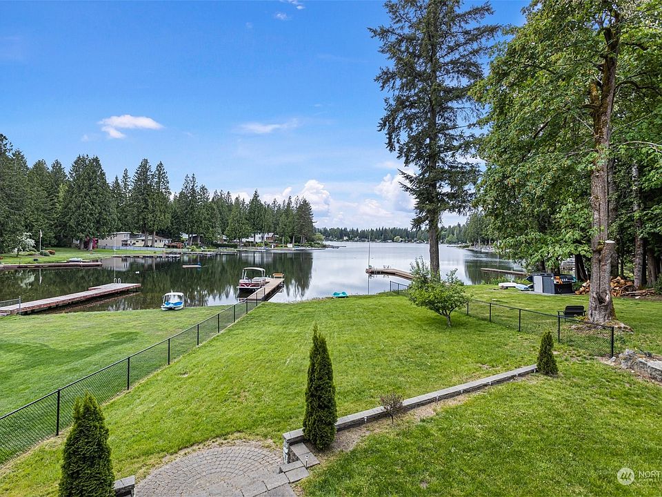 1st image of 31633 E Lake Morton Drive SE