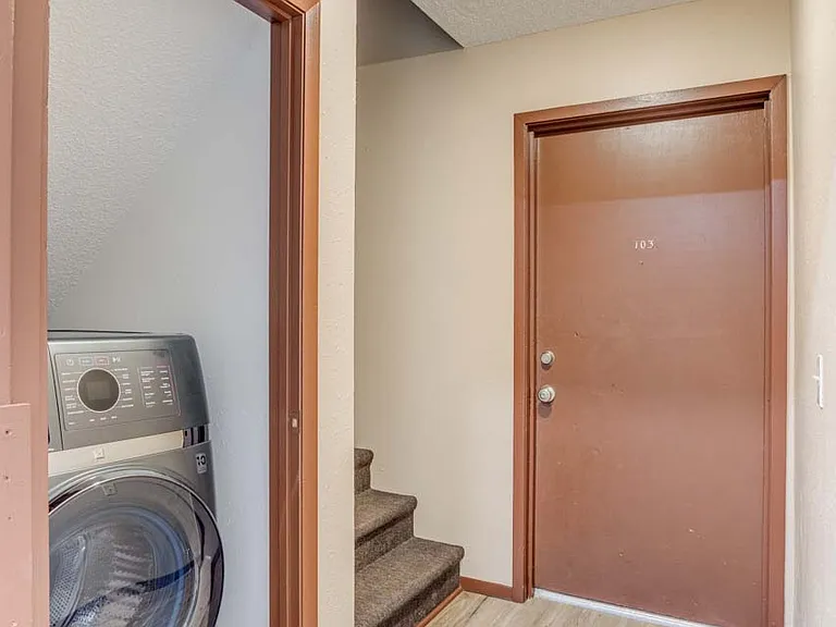 307 S Seneca St #101 — Photo 19