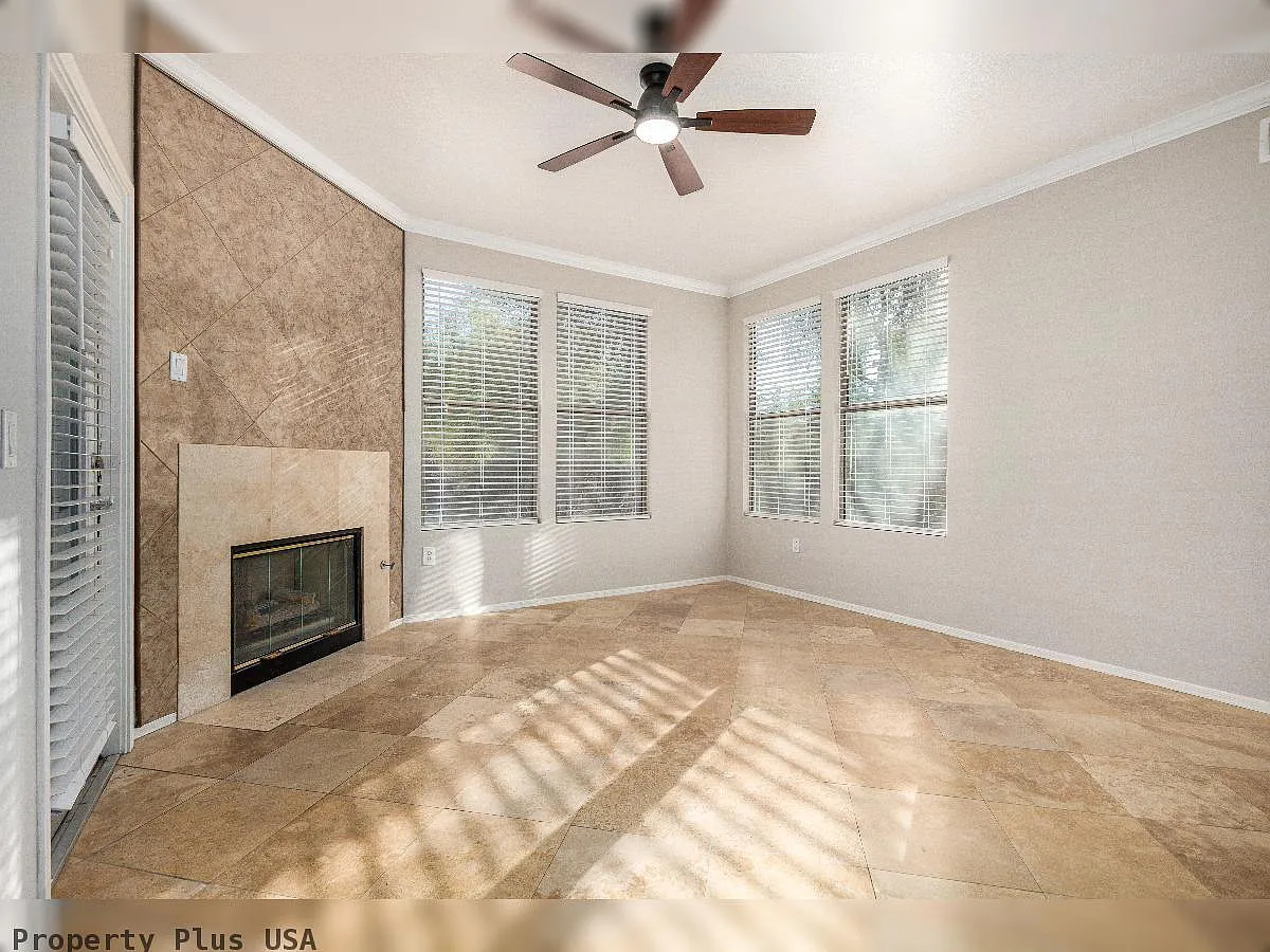 2 bed, 2.0 bath, 1146 sqft, $2,150 — Photo 4