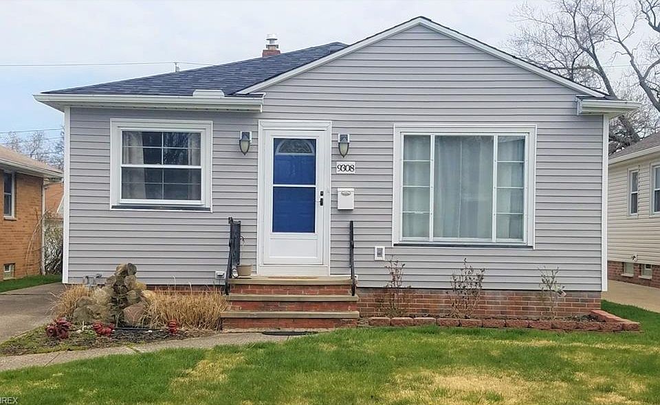 1st image of 9308 Pinegrove Ave