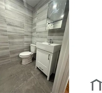 709 E 213th St #1A — Photo 6