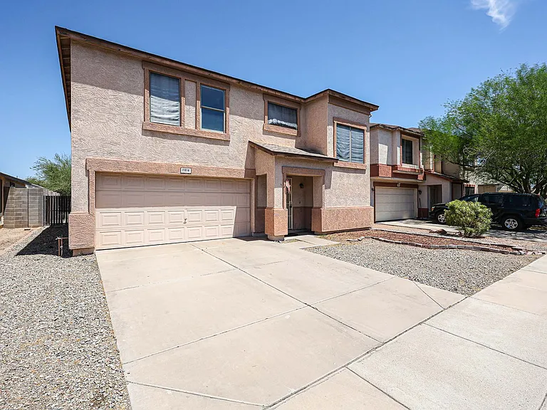 11816 W Rosewood Dr — Photo 3