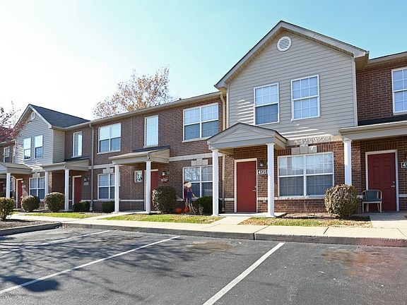 3rd image of 4201 Peyton Ln