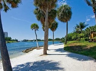 18017 Palm Point Dr, Jupiter, FL 33458