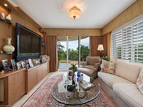 4th image of 8930 Bay Colony Dr 301 #301