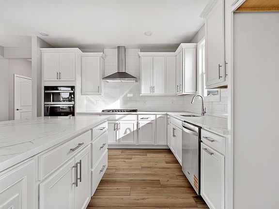 6th image of this home