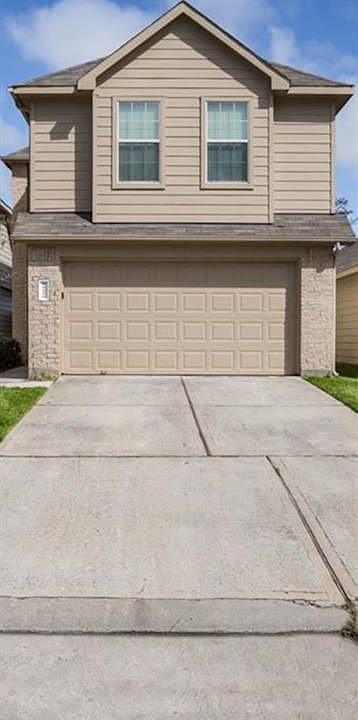 1st image of 15426 Bammel Fields Ct