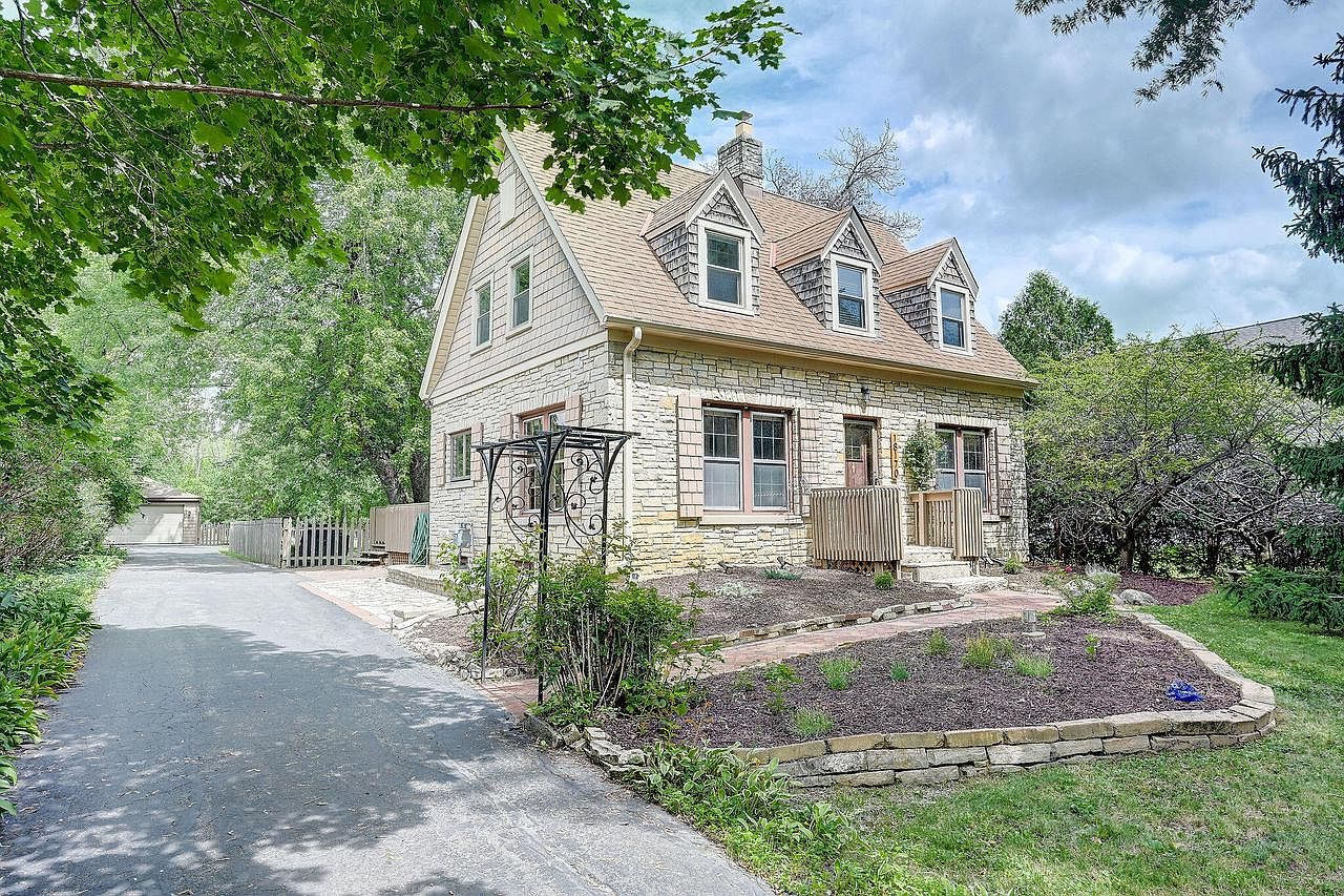 18170 Hoffman AVENUE, Brookfield, WI 53045 Zillow