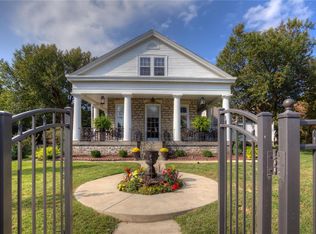 1516 State St, Alton, IL 62002