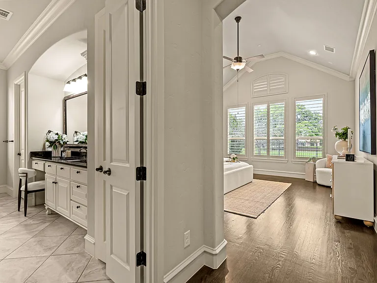 812 Lake Carillon Ln — Photo 10