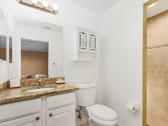 5th image of 12458 Birtle Ave