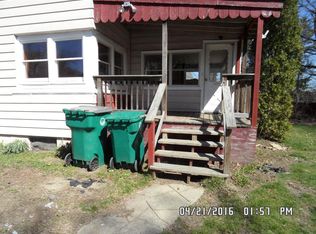 20 Merle St #RIGHT, Fitchburg, MA 01420
