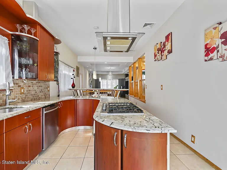 40 Devens St #1&2 — Photo 15