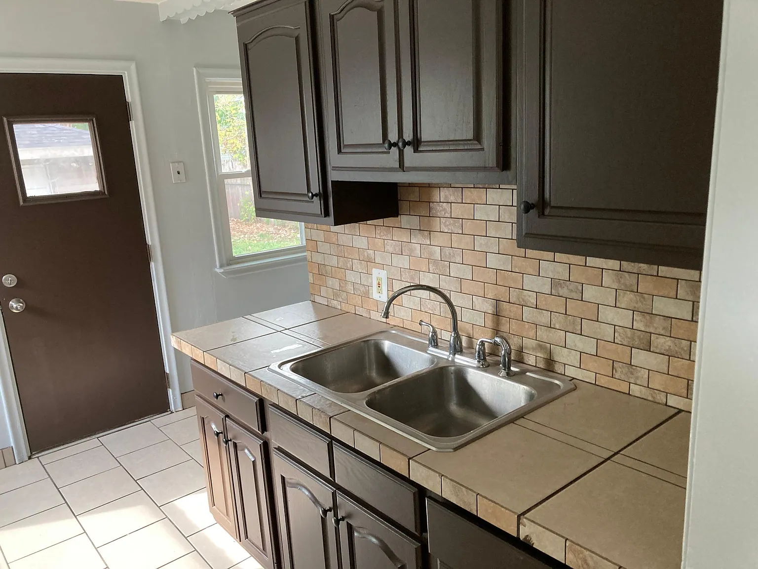 6748 Cornell St — Photo 3