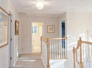 2 Reagan Ave, Franklin, MA 02038