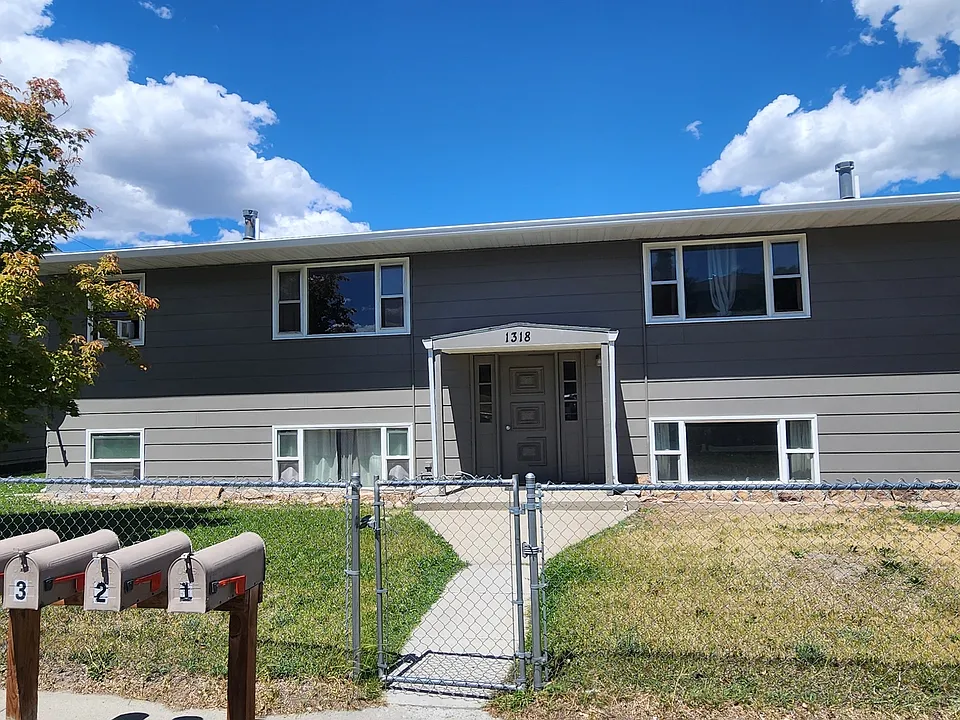 1318 Cole Ave #1