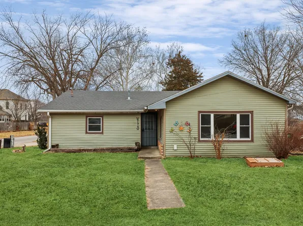 230 Main St, Carlisle, IA 50047