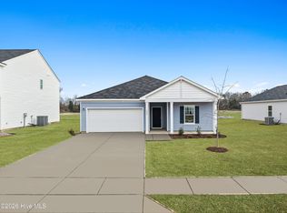 104 Muscadine Dr, Jacksonville, NC 28546