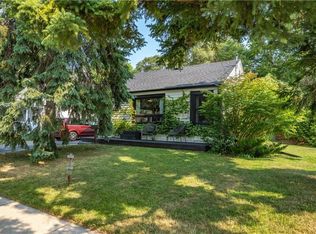 102 Spadina Rd E, Kitchener, ON N2M3X4