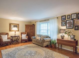 1376 Oakview Dr, Columbus, OH 43235