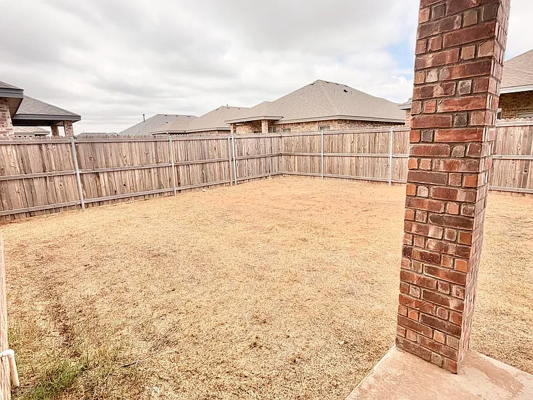 5401 Lamont Ave — Photo 17