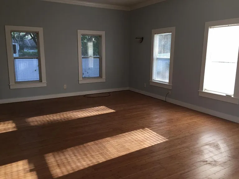 637 Bryant St — Photo 2