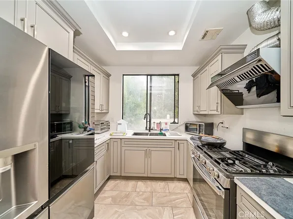 4900 N Grand Ave APT 306, Covina, CA 91724