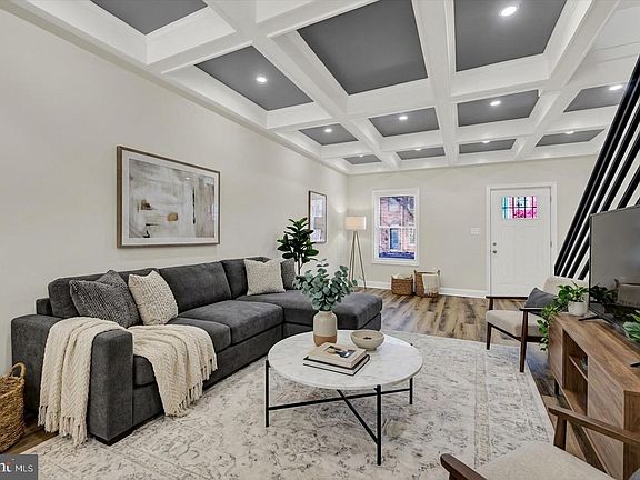 4th image of 119 N Poppleton St