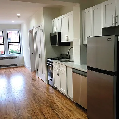 Rented by Prime Realty | media 6