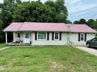 109 Chestnut St, Greeneville, TN 37745