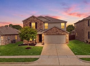 1137 Trace Dr, Aubrey, TX 76227