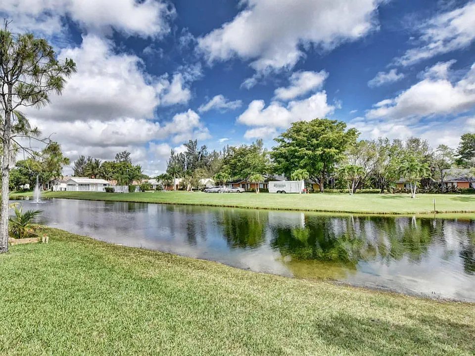 5552 American Cir