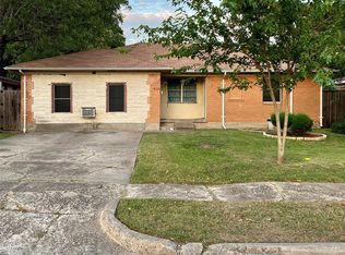 420 Woodmont Dr, Dallas, TX 75217