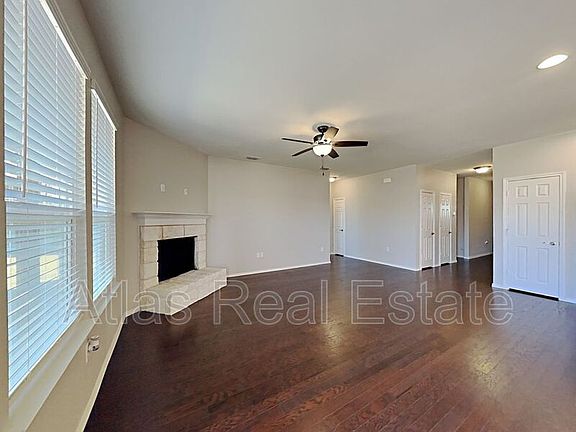 2nd image of 3308 Beau Pl