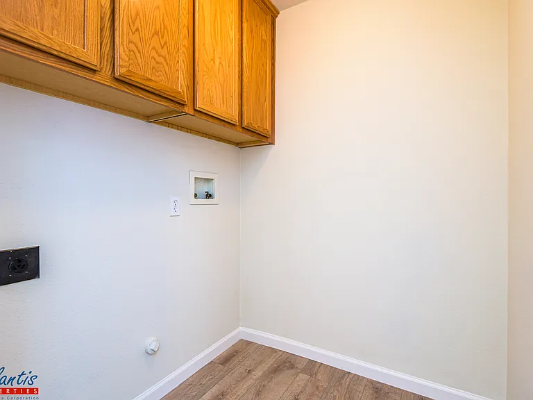 6325 Windrow Ct — Photo 15