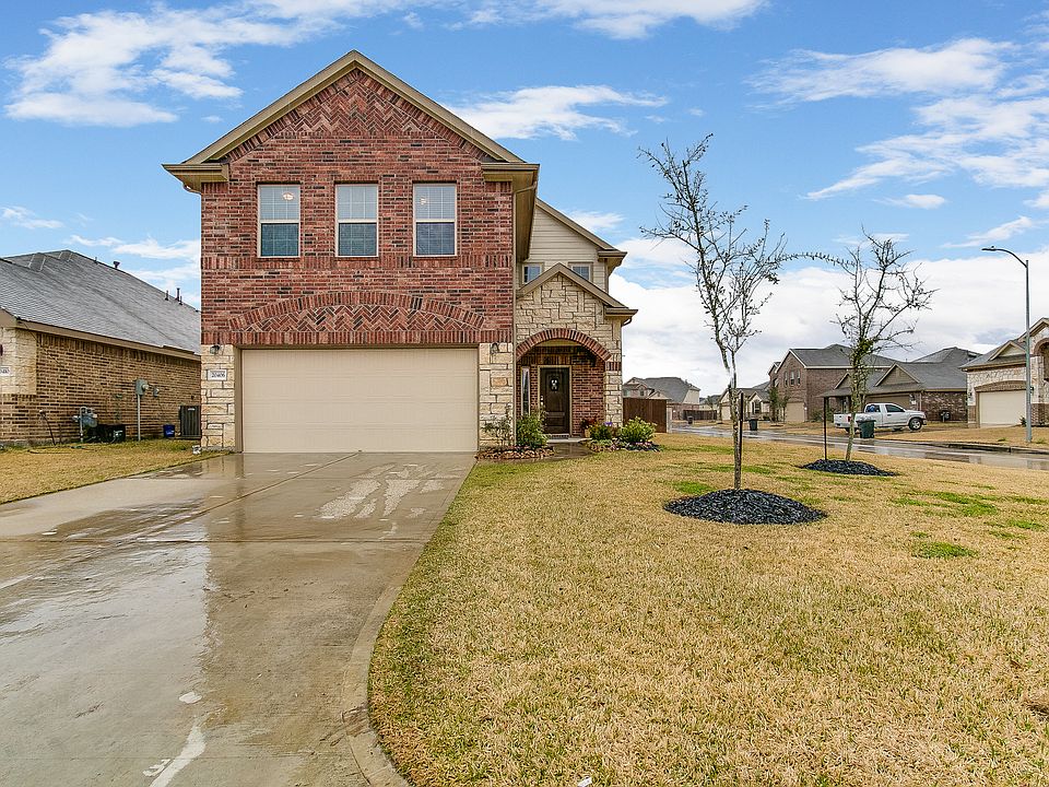 1st image of 20406 Kittredge Dr