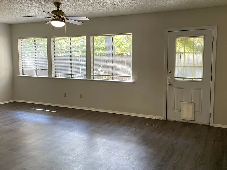 3201 Willow Bnd — Photo 15