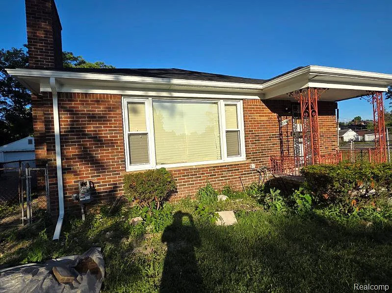 15316 Prevost St NE photo 1